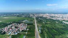 天蓝地绿水清 刷新城市颜值